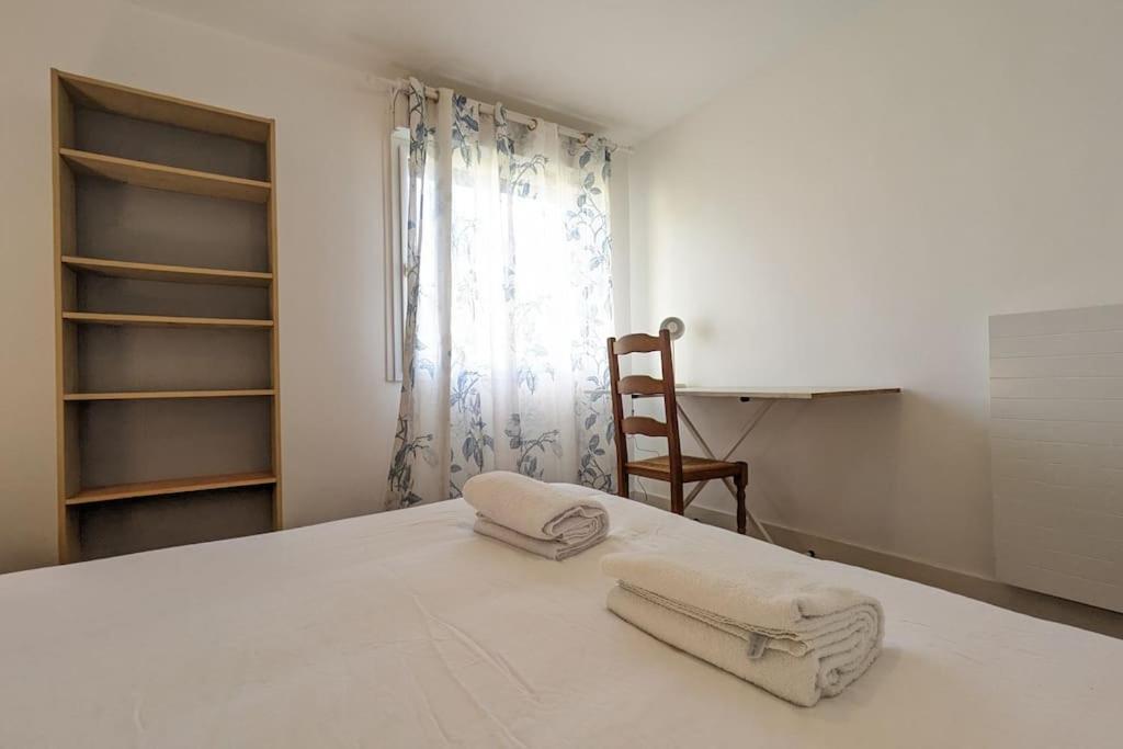 Le 828 : Appartement En Plein Centre De 반느 외부 사진